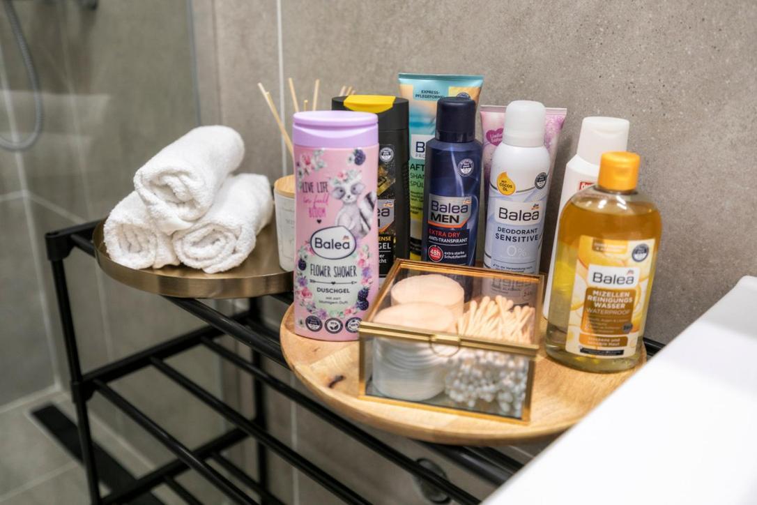 Alure Residences 2 & 24H Self Check-In, Parking In The Garage In The Apartment Building Included, New Building, Terrace, Green Location With A Forest Park With A Lake, Children'S Playground Банска-Бистрица Экстерьер фото